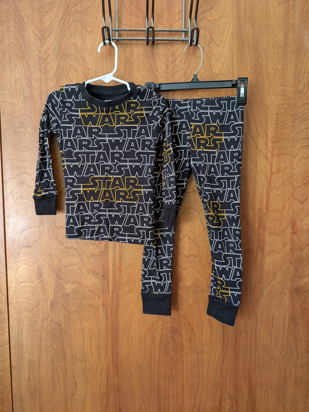 Star Wars Black & Gold Kids Pajama Set XS